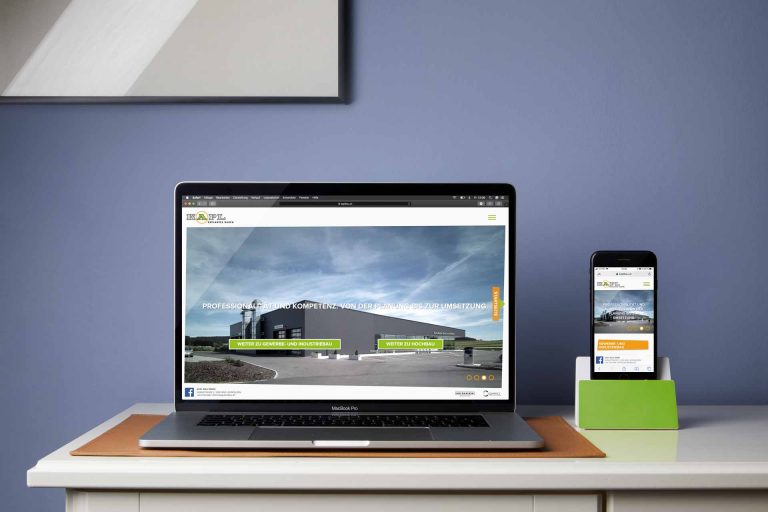 Darstellung der Website kaplbau.at auf Notebook und iPhone